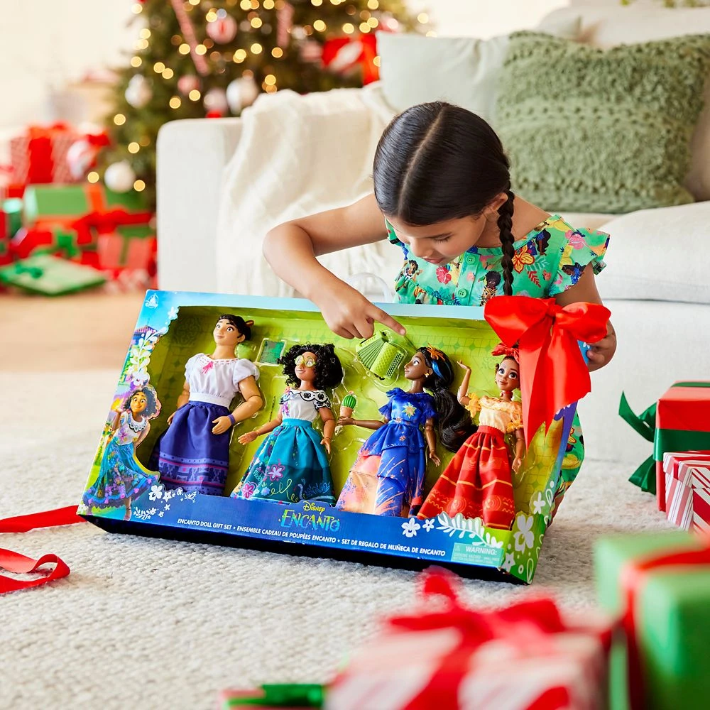 Disney Encanto Doll Gift Set – 11'' - Image 2