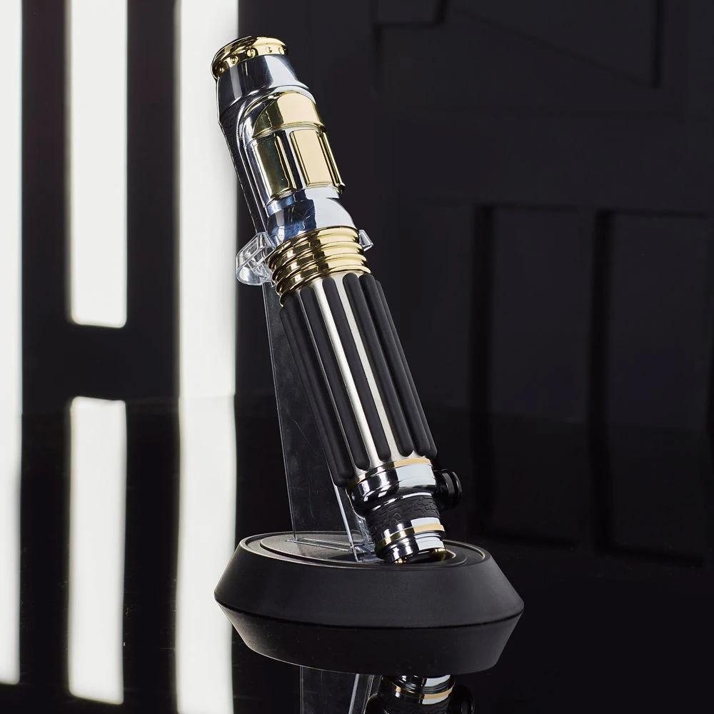 Disney Mace Windu Legacy Custom LIGHTSABER Collectible Set – Star Wars - Image 7